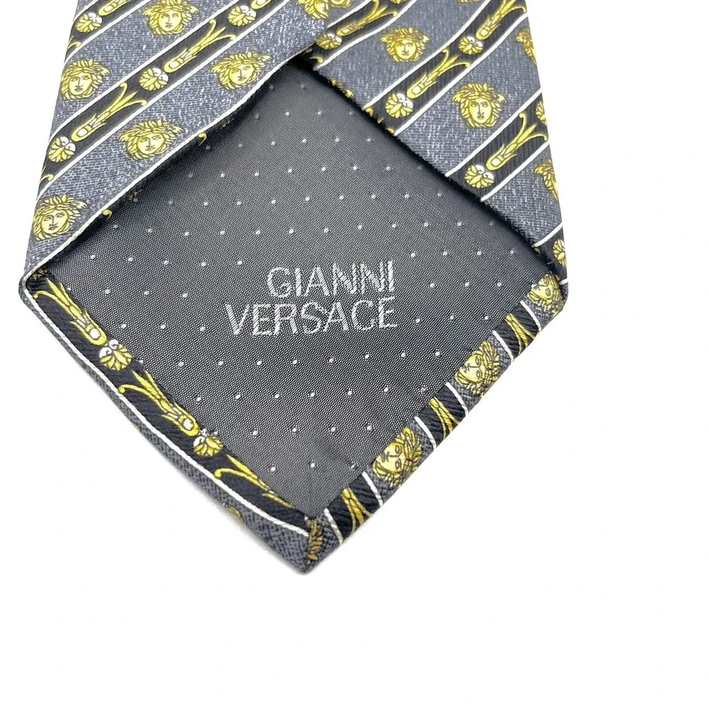GIANNI VERSACE VINTAGE '90s BAROQUE MEDUSA HEADs Black‎ Gray Stripes ITALY BLACK